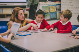 Group,Of,Students,In,A,Primary,School,Are,Having,A