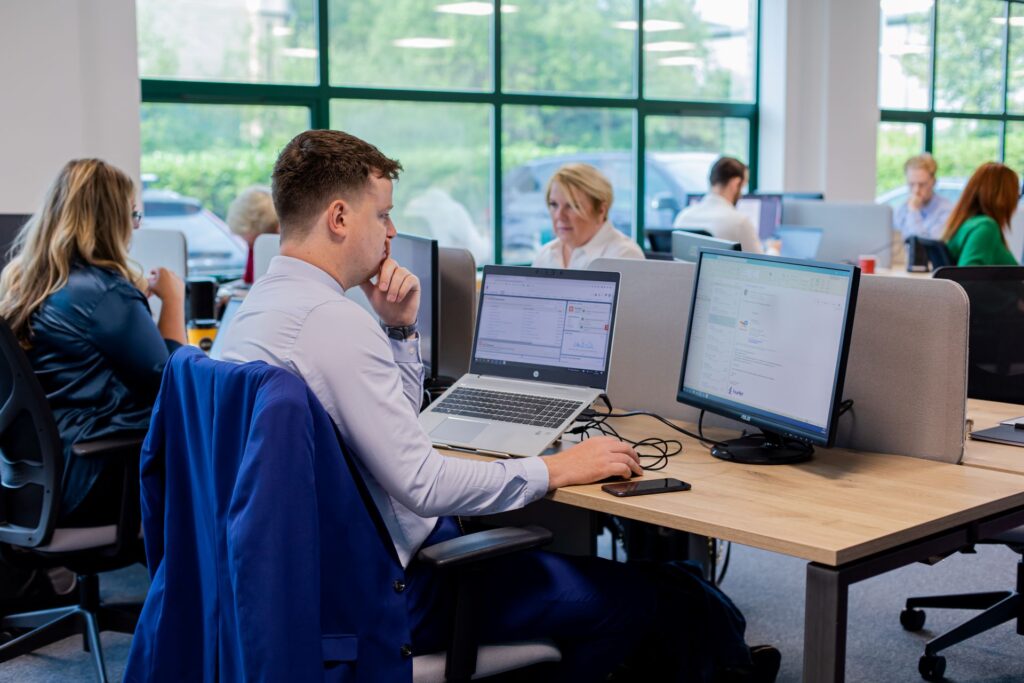 FourNet team at work resized