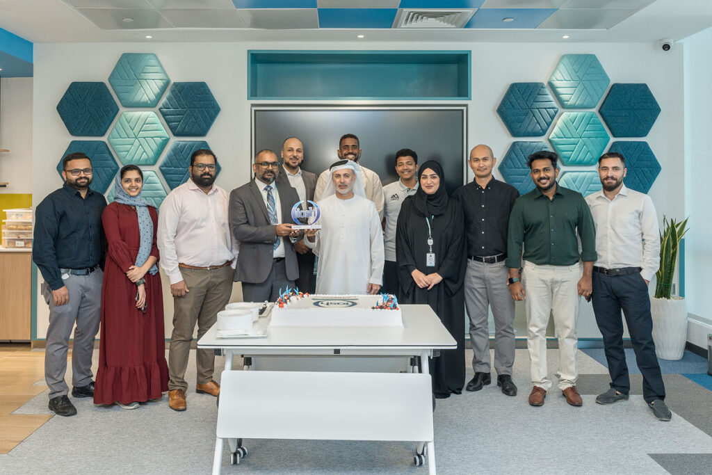 RAKEZ-team-celebrates-its-Digital-Transformation-of-the-Year-win-at-the-IOSH-Awards-2026-1